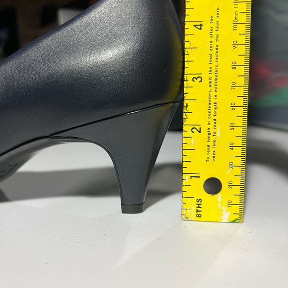 NWT Naturalizer Beverly, Inky Navy Lea, heel pump size 8-1/2 - Picture 7 of 10